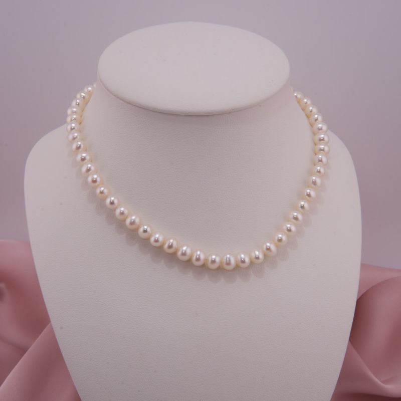 Preview: Perlenkette, ovale Perlen, weiß